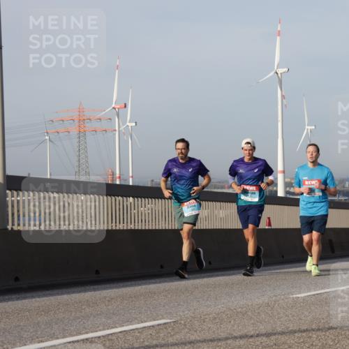 03.10.2026 - Köhlbrandbrückenlauf Yannick Fuchs http://msf.ph/oto/10776836 03.10.2026 09:43:12 Position 2  meine-sportfotos.de
