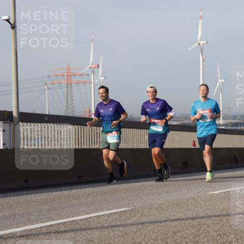 03.10.2026 - Köhlbrandbrückenlauf Yannick Fuchs http://msf.ph/oto/10776845 03.10.2026 09:43:12 Position 2  meine-sportfotos.de