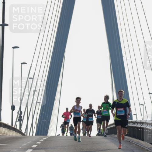03.10.2026 - Köhlbrandbrückenlauf Yannick Fuchs http://msf.ph/oto/10776860 03.10.2026 09:19:53 Position 1  meine-sportfotos.de