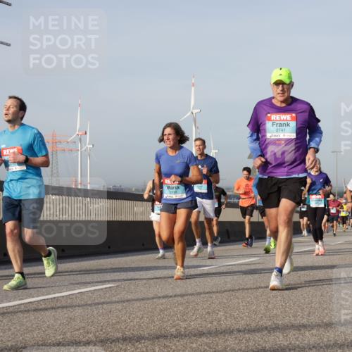 03.10.2026 - Köhlbrandbrückenlauf Yannick Fuchs http://msf.ph/oto/10776873 03.10.2026 09:43:15 Position 2 2338, 2741 meine-sportfotos.de