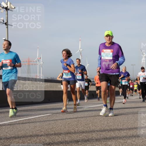 03.10.2026 - Köhlbrandbrückenlauf Yannick Fuchs http://msf.ph/oto/10776877 03.10.2026 09:43:15 Position 2 2741 meine-sportfotos.de