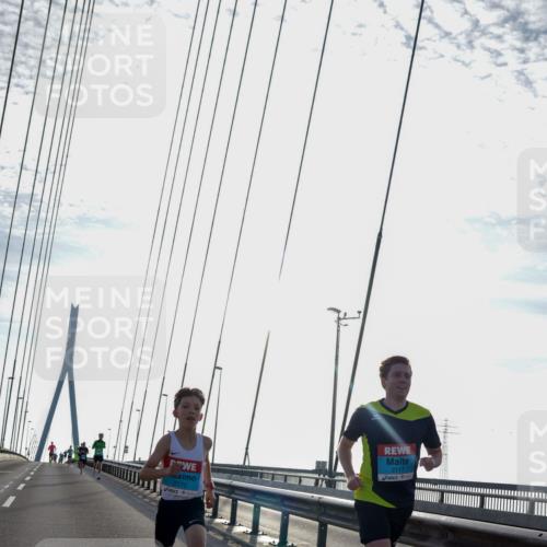 03.10.2026 - Köhlbrandbrückenlauf Yannick Fuchs http://msf.ph/oto/10776898 03.10.2026 09:20:04 Position 1 2170, 2117 meine-sportfotos.de
