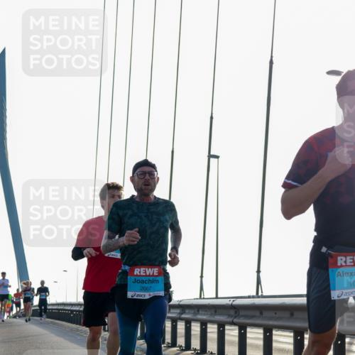 03.10.2026 - Köhlbrandbrückenlauf Yannick Fuchs http://msf.ph/oto/10777035 03.10.2026 09:20:33 Position 1 2067, 10 meine-sportfotos.de