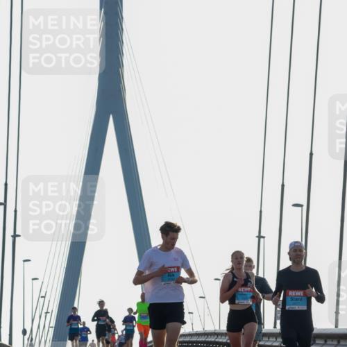03.10.2026 - Köhlbrandbrückenlauf Yannick Fuchs http://msf.ph/oto/10777082 03.10.2026 09:20:40 Position 1 2183, 1507, 2077 meine-sportfotos.de