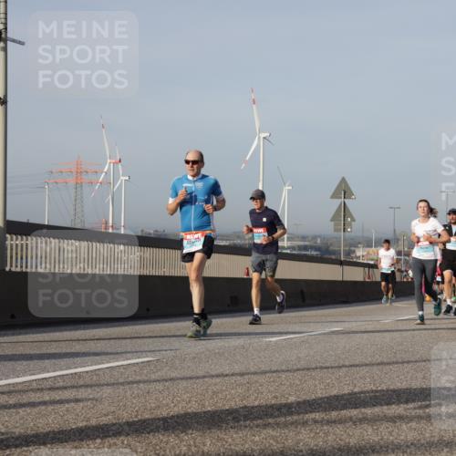 03.10.2026 - Köhlbrandbrückenlauf Yannick Fuchs http://msf.ph/oto/10777089 03.10.2026 09:43:31 Position 2 1 meine-sportfotos.de