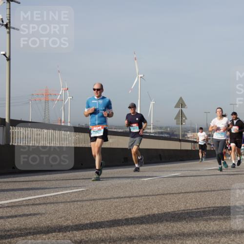 03.10.2026 - Köhlbrandbrückenlauf Yannick Fuchs http://msf.ph/oto/10777094 03.10.2026 09:43:31 Position 2 1 meine-sportfotos.de