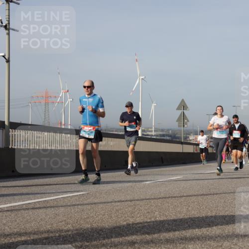03.10.2026 - Köhlbrandbrückenlauf Yannick Fuchs http://msf.ph/oto/10777097 03.10.2026 09:43:32 Position 2  meine-sportfotos.de
