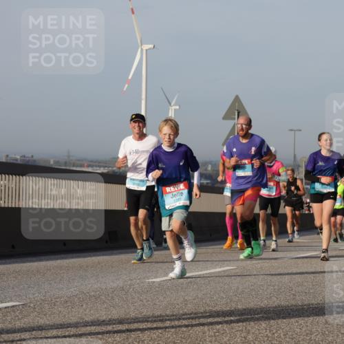 03.10.2026 - Köhlbrandbrückenlauf Yannick Fuchs http://msf.ph/oto/10777162 03.10.2026 09:43:37 Position 2 14, 2526, 1731 meine-sportfotos.de