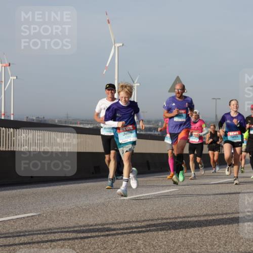 03.10.2026 - Köhlbrandbrückenlauf Yannick Fuchs http://msf.ph/oto/10777167 03.10.2026 09:43:37 Position 2 2526, 1731, 1184, 1693 meine-sportfotos.de