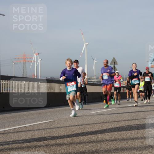 03.10.2026 - Köhlbrandbrückenlauf Yannick Fuchs http://msf.ph/oto/10777178 03.10.2026 09:43:37 Position 2 1731 meine-sportfotos.de