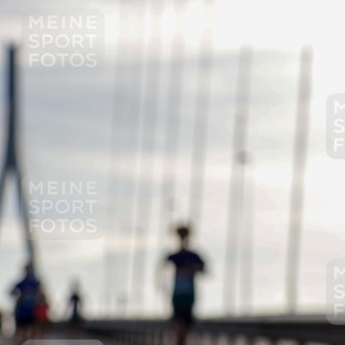 03.10.2026 - Köhlbrandbrückenlauf Yannick Fuchs http://msf.ph/oto/10777214 03.10.2026 09:20:56 Position 1  meine-sportfotos.de