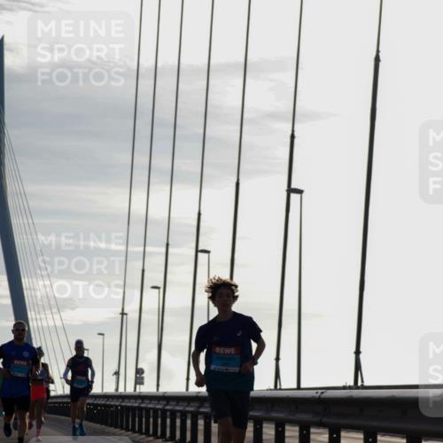 03.10.2026 - Köhlbrandbrückenlauf Yannick Fuchs http://msf.ph/oto/10777216 03.10.2026 09:20:57 Position 1  meine-sportfotos.de
