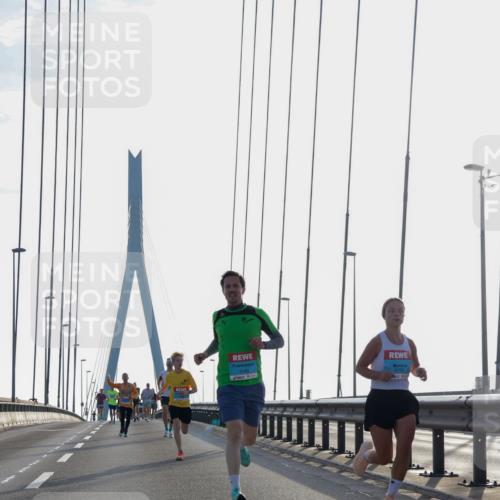 03.10.2026 - Köhlbrandbrückenlauf Yannick Fuchs http://msf.ph/oto/10777303 03.10.2026 09:21:06 Position 1  meine-sportfotos.de