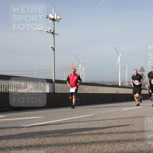 03.10.2026 - Köhlbrandbrückenlauf Yannick Fuchs http://msf.ph/oto/10777304 03.10.2026 09:43:47 Position 2  meine-sportfotos.de