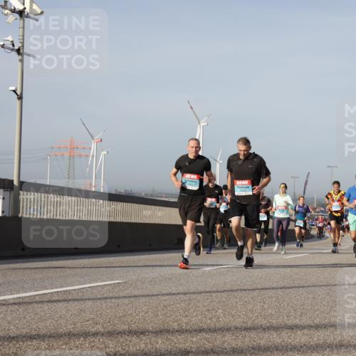 03.10.2026 - Köhlbrandbrückenlauf Yannick Fuchs http://msf.ph/oto/10777318 03.10.2026 09:43:48 Position 2 2623 meine-sportfotos.de