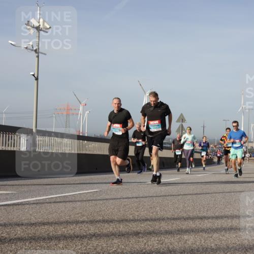 03.10.2026 - Köhlbrandbrückenlauf Yannick Fuchs http://msf.ph/oto/10777328 03.10.2026 09:43:48 Position 2 1839 meine-sportfotos.de