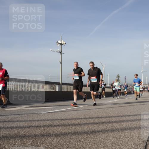 03.10.2026 - Köhlbrandbrückenlauf Yannick Fuchs http://msf.ph/oto/10777337 03.10.2026 09:43:49 Position 2  meine-sportfotos.de