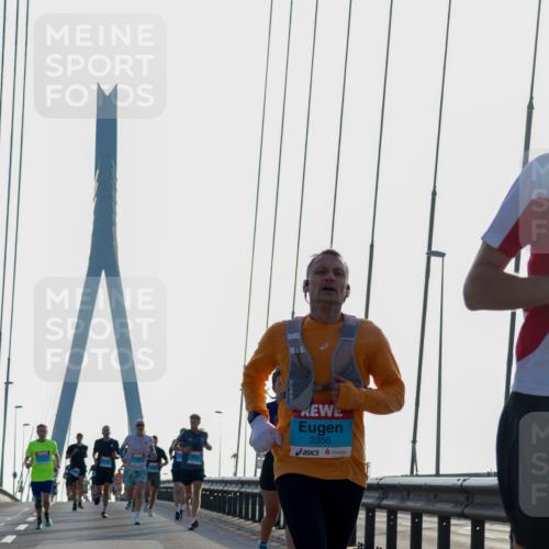 03.10.2026 - Köhlbrandbrückenlauf Yannick Fuchs http://msf.ph/oto/10777374 03.10.2026 09:21:12 Position 1 2356 meine-sportfotos.de
