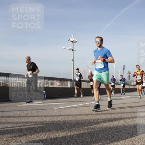 03.10.2026 - Köhlbrandbrückenlauf Yannick Fuchs http://msf.ph/oto/10777375 03.10.2026 09:43:51 Position 2 2489 meine-sportfotos.de