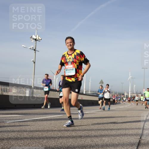 03.10.2026 - Köhlbrandbrückenlauf Yannick Fuchs http://msf.ph/oto/10777397 03.10.2026 09:43:53 Position 2 2290, 2209 meine-sportfotos.de