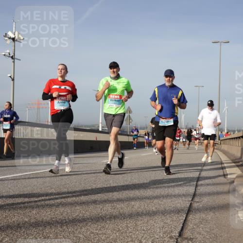 03.10.2026 - Köhlbrandbrückenlauf Yannick Fuchs http://msf.ph/oto/10777557 03.10.2026 09:44:05 Position 2  meine-sportfotos.de