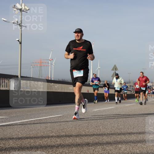 03.10.2026 - Köhlbrandbrückenlauf Yannick Fuchs http://msf.ph/oto/10777602 03.10.2026 09:44:09 Position 2 2504 meine-sportfotos.de