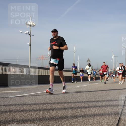 03.10.2026 - Köhlbrandbrückenlauf Yannick Fuchs http://msf.ph/oto/10777608 03.10.2026 09:44:10 Position 2  meine-sportfotos.de
