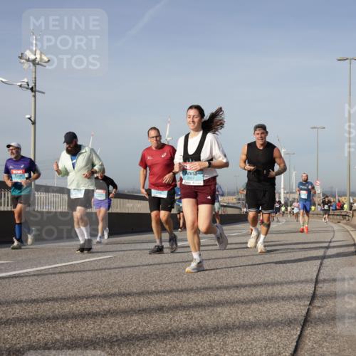 03.10.2026 - Köhlbrandbrückenlauf Yannick Fuchs http://msf.ph/oto/10777664 03.10.2026 09:44:13 Position 2 2507 meine-sportfotos.de