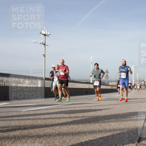 03.10.2026 - Köhlbrandbrückenlauf Yannick Fuchs http://msf.ph/oto/10777699 03.10.2026 09:44:16 Position 2  meine-sportfotos.de