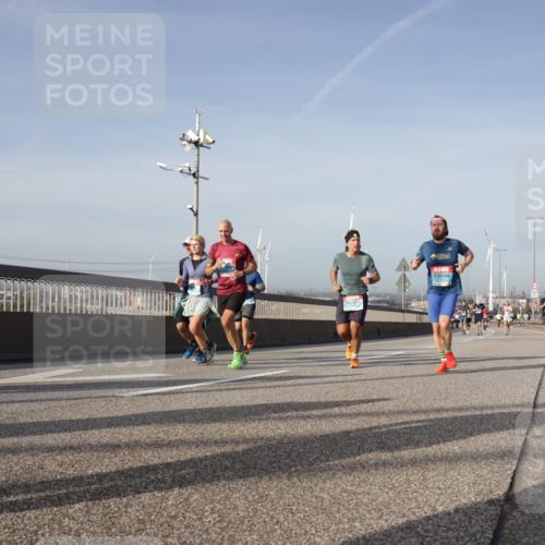 03.10.2026 - Köhlbrandbrückenlauf Yannick Fuchs http://msf.ph/oto/10777707 03.10.2026 09:44:16 Position 2  meine-sportfotos.de