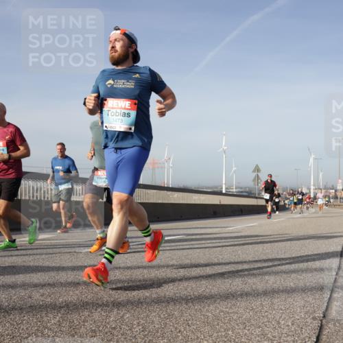 03.10.2026 - Köhlbrandbrückenlauf Yannick Fuchs http://msf.ph/oto/10777733 03.10.2026 09:44:18 Position 2 2028, 1473 meine-sportfotos.de