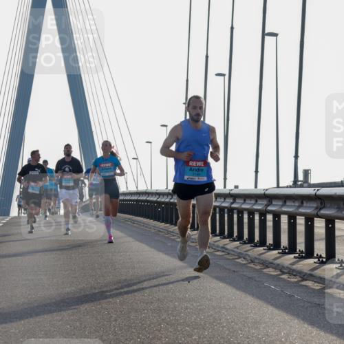 03.10.2026 - Köhlbrandbrückenlauf Yannick Fuchs http://msf.ph/oto/10777760 03.10.2026 09:21:49 Position 1 2149 meine-sportfotos.de