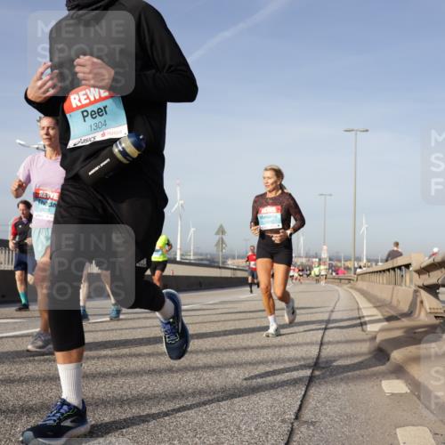 03.10.2026 - Köhlbrandbrückenlauf Yannick Fuchs http://msf.ph/oto/10777858 03.10.2026 09:44:28 Position 2 2609, 1304 meine-sportfotos.de