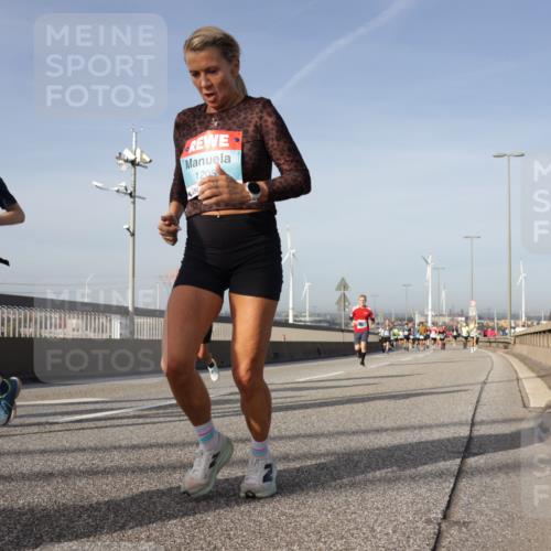 03.10.2026 - Köhlbrandbrückenlauf Yannick Fuchs http://msf.ph/oto/10777873 03.10.2026 09:44:29 Position 2 1205 meine-sportfotos.de
