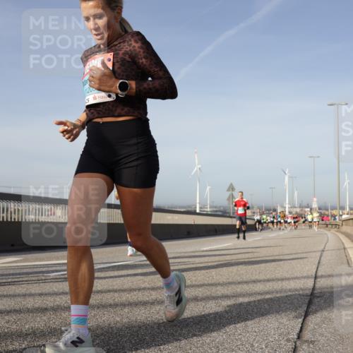 03.10.2026 - Köhlbrandbrückenlauf Yannick Fuchs http://msf.ph/oto/10777877 03.10.2026 09:44:29 Position 2 2384, 120, 8 meine-sportfotos.de