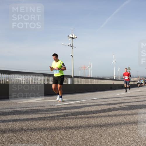 03.10.2026 - Köhlbrandbrückenlauf Yannick Fuchs http://msf.ph/oto/10777891 03.10.2026 09:44:30 Position 2  meine-sportfotos.de