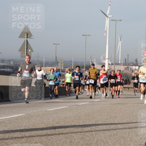 03.10.2026 - Köhlbrandbrückenlauf Yannick Fuchs http://msf.ph/oto/10777910 03.10.2026 09:44:33 Position 2 1500 meine-sportfotos.de