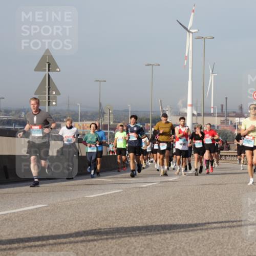 03.10.2026 - Köhlbrandbrückenlauf Yannick Fuchs http://msf.ph/oto/10777915 03.10.2026 09:44:33 Position 2 00 meine-sportfotos.de