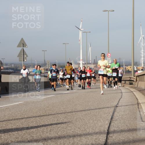 03.10.2026 - Köhlbrandbrückenlauf Yannick Fuchs http://msf.ph/oto/10777941 03.10.2026 09:44:34 Position 2 500 meine-sportfotos.de