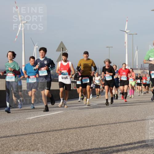 03.10.2026 - Köhlbrandbrückenlauf Yannick Fuchs http://msf.ph/oto/10777997 03.10.2026 09:44:39 Position 2 3720 meine-sportfotos.de