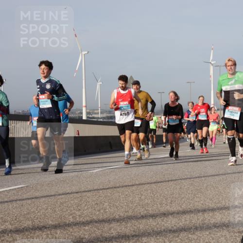 03.10.2026 - Köhlbrandbrückenlauf Yannick Fuchs http://msf.ph/oto/10778015 03.10.2026 09:44:41 Position 2 2136 meine-sportfotos.de