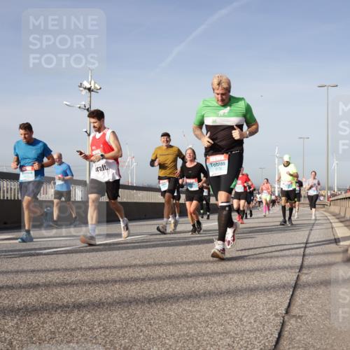 03.10.2026 - Köhlbrandbrückenlauf Yannick Fuchs http://msf.ph/oto/10778050 03.10.2026 09:44:43 Position 2 2136 meine-sportfotos.de