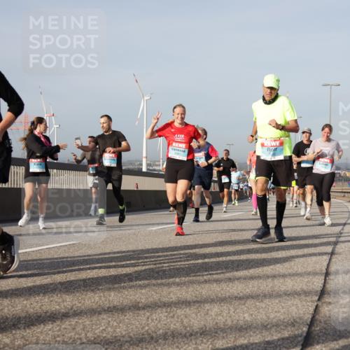 03.10.2026 - Köhlbrandbrückenlauf Yannick Fuchs http://msf.ph/oto/10778070 03.10.2026 09:44:44 Position 2 98563, 2081 meine-sportfotos.de