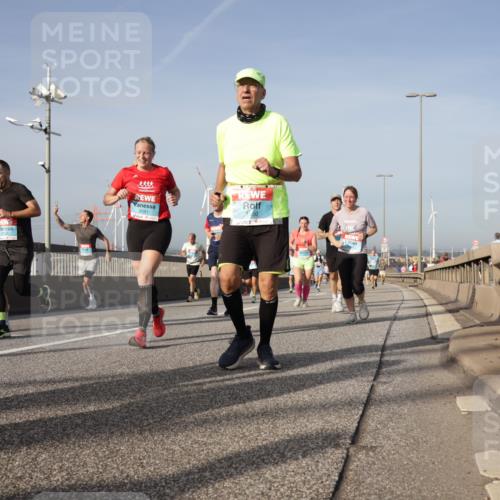 03.10.2026 - Köhlbrandbrückenlauf Yannick Fuchs http://msf.ph/oto/10778095 03.10.2026 09:44:46 Position 2 1550, 2081, 8 meine-sportfotos.de