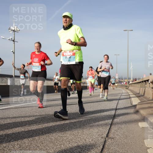 03.10.2026 - Köhlbrandbrückenlauf Yannick Fuchs http://msf.ph/oto/10778098 03.10.2026 09:44:46 Position 2 2081, 1850, 8 meine-sportfotos.de