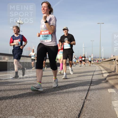 03.10.2026 - Köhlbrandbrückenlauf Yannick Fuchs http://msf.ph/oto/10778127 03.10.2026 09:44:48 Position 2 1534 meine-sportfotos.de