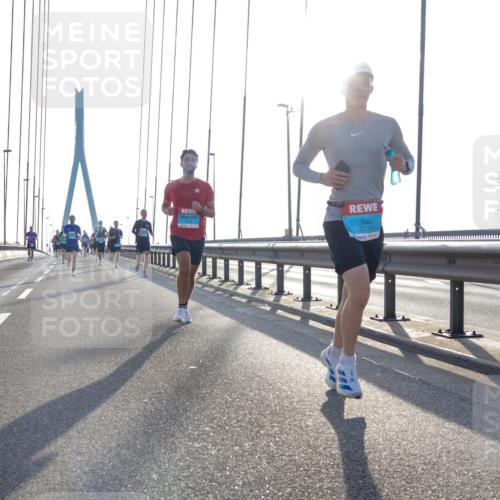 03.10.2026 - Köhlbrandbrückenlauf Yannick Fuchs http://msf.ph/oto/10778185 03.10.2026 09:22:39 Position 1 3771 meine-sportfotos.de