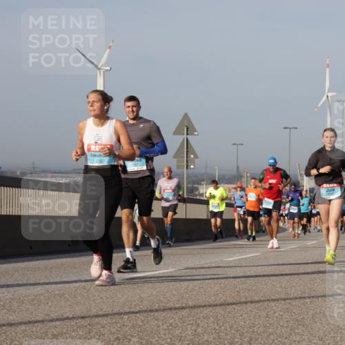 03.10.2026 - Köhlbrandbrückenlauf Yannick Fuchs http://msf.ph/oto/10778255 03.10.2026 09:44:57 Position 2 2327 meine-sportfotos.de