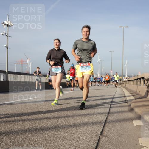 03.10.2026 - Köhlbrandbrückenlauf Yannick Fuchs http://msf.ph/oto/10778289 03.10.2026 09:45:00 Position 2 3147, 3081 meine-sportfotos.de