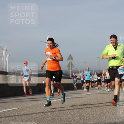 03.10.2026 - Köhlbrandbrückenlauf Yannick Fuchs http://msf.ph/oto/10778292 03.10.2026 09:45:06 Position 2 2471 meine-sportfotos.de